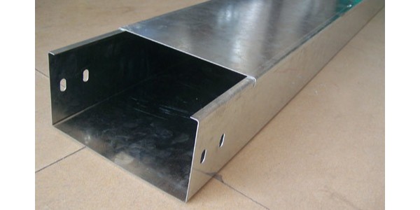 北京鍍鋅金（jīn）屬電纜橋（qiáo）架廠家 槽式鍍鋅電纜線槽橋架（jià）廠家